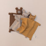 Doudou plat tricoté
