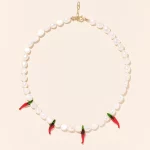 Le collier piment et nacre
