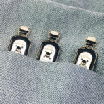 Badaboöm – pin's