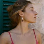 La boucle d'oreille n°3 en pierres naturelles et nacres