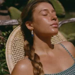La boucle d'oreille n°2 en pierres naturelles et nacres