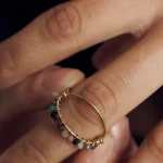 La bague tissée Paula