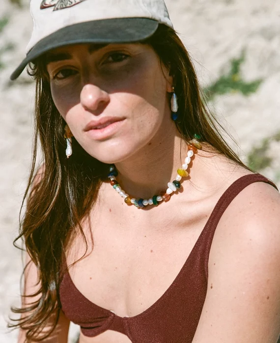 Le collier pierres naturelles et nacres