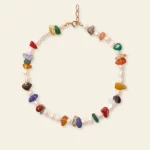 Le collier pierres naturelles et nacres