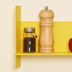 PLI jaune – étagère murale