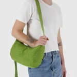 Crescent bag medium
