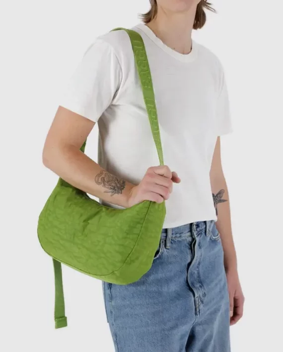 Crescent bag medium