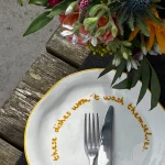These dishes won't wash themselves – assiette