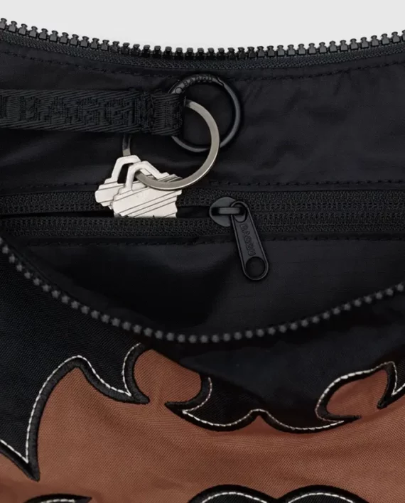 Crescent bag medium