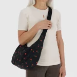 Crescent bag medium