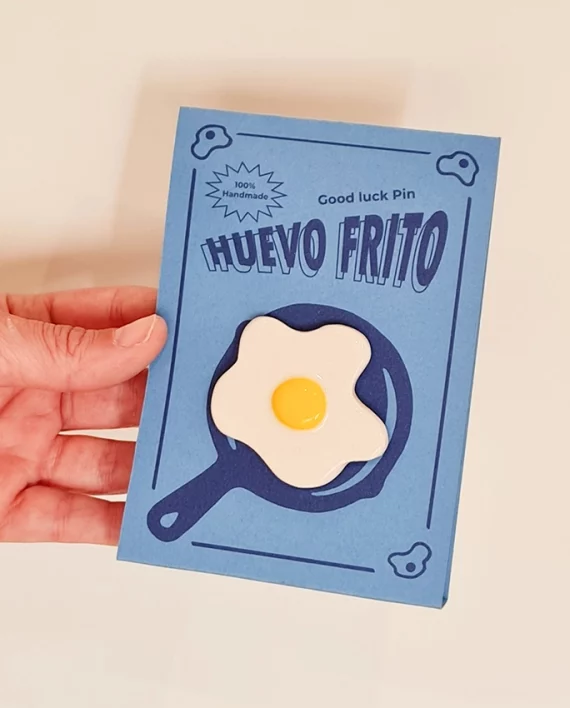 Huevo frito – pin's en céramique