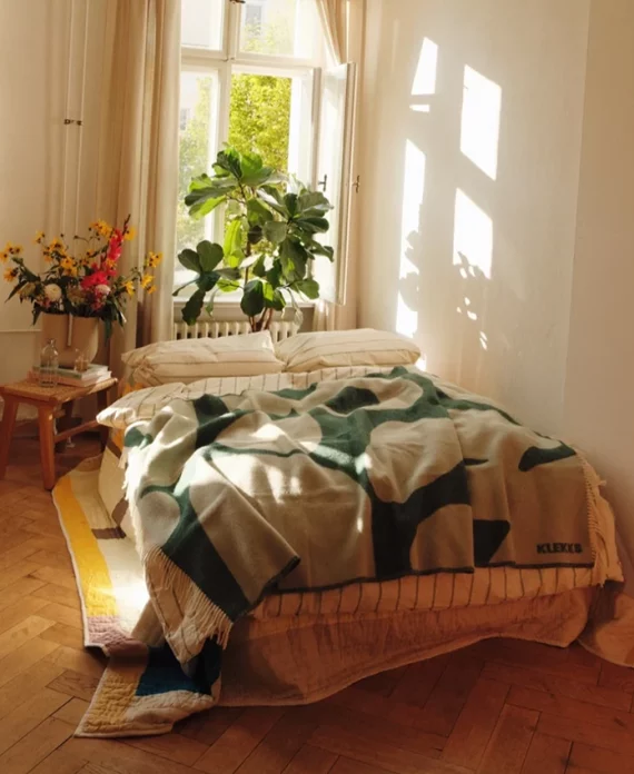 Klekks No. 18 – couverture en laine