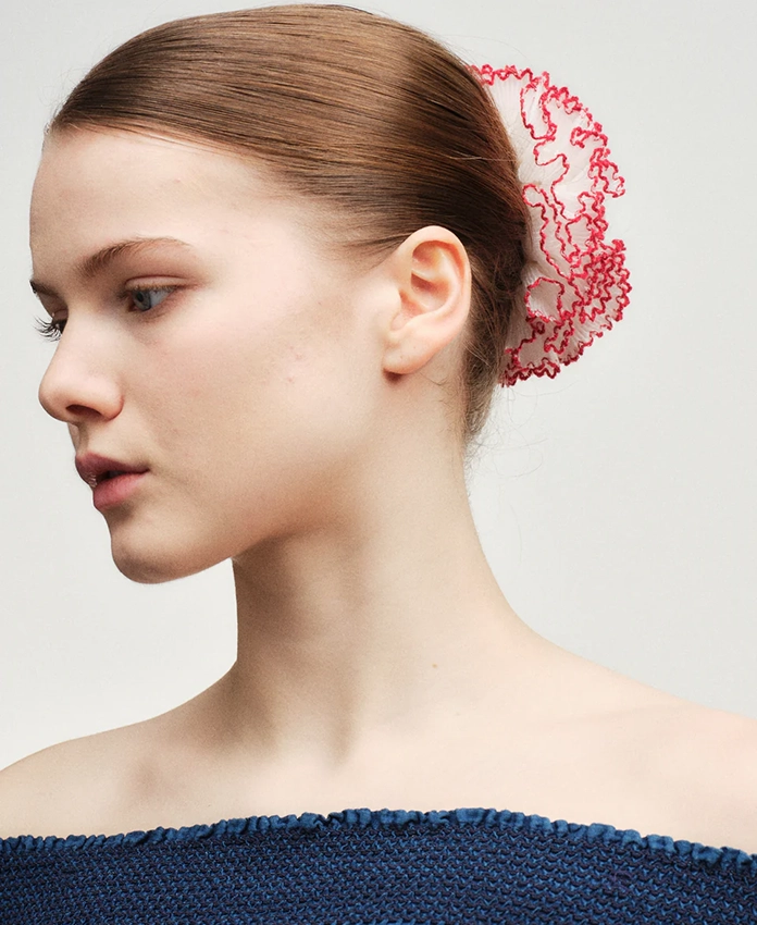 The Curious Kids White Lotus – chouchou