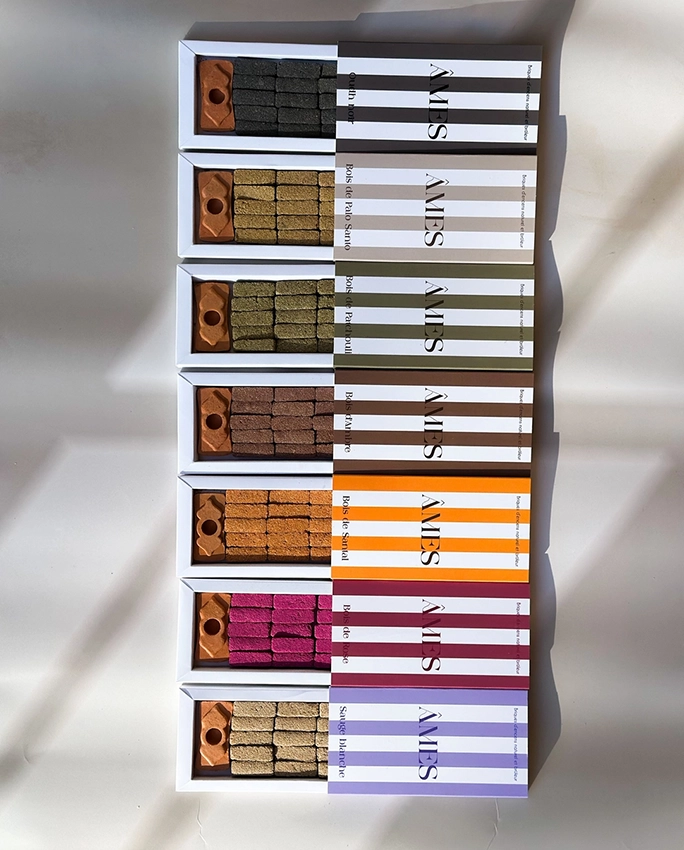 Briques d'encens et brûleur