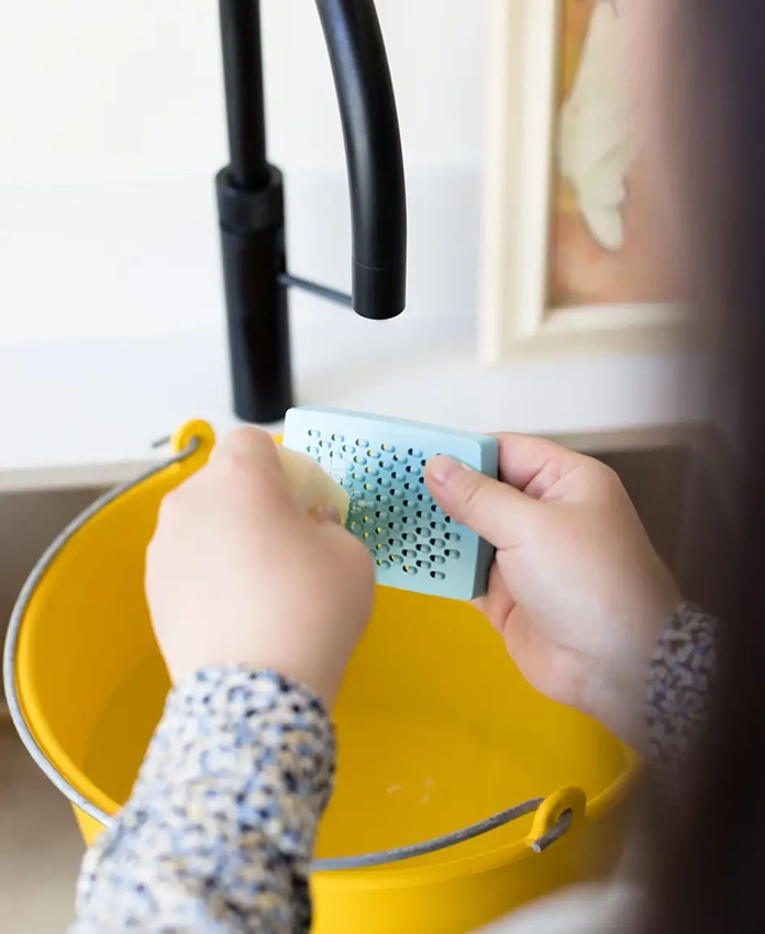 Ocean Plastic Bubble Buddy – Porte-savon râpe avec savon