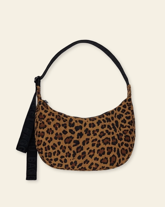 Crescent bag medium